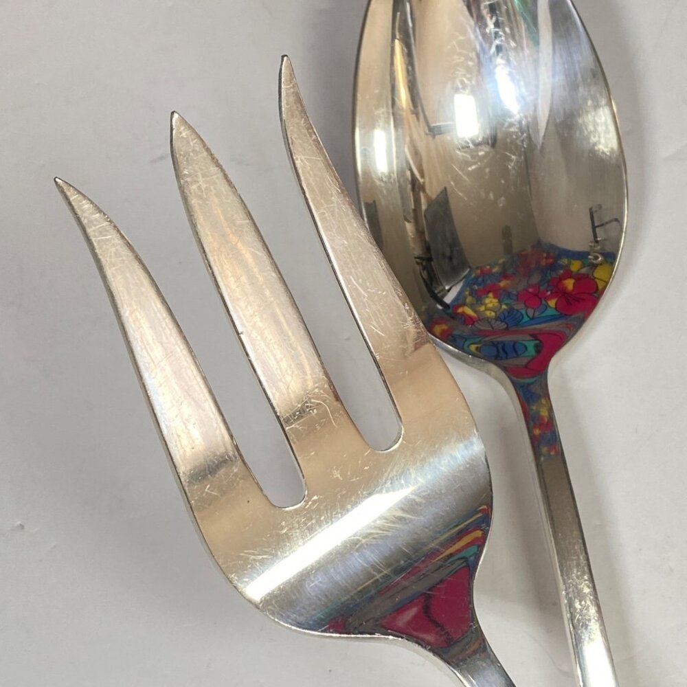 Reed and Barton Silver Plate Heart Handle Large Serving Fork and Spoon Set - Picture 9 of 15